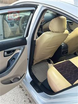 هیۆندای ئەلەنترا